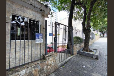 Apartamento para alugar com 84m², 3 quartos e 1 vagaFachada + Plaquinha