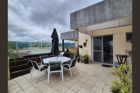 Apartamento para alugar com 186m², 3 quartos e 3 vagasTerraço 