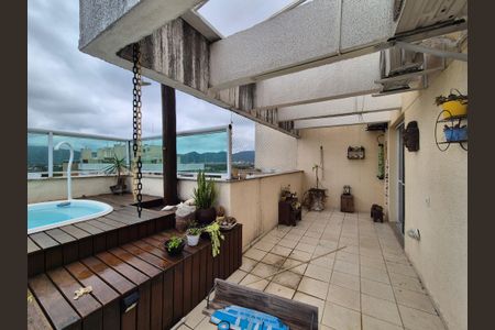 Apartamento para alugar com 186m², 3 quartos e 3 vagasTerraço 