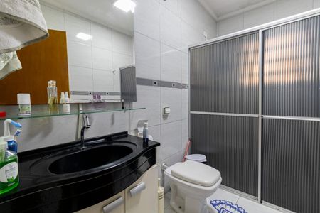 Casa à venda com 141m², 2 quartos e 2 vagasBanheiro 