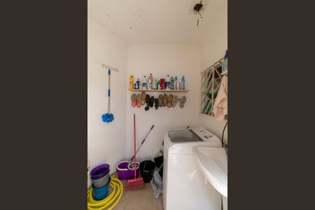 Casa à venda com 141m², 2 quartos e 2 vagasÁrea de Serviço