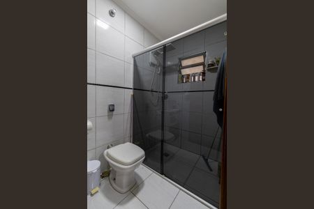 Casa à venda com 141m², 2 quartos e 2 vagasBanheiro Suíte 