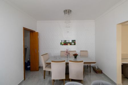 Casa à venda com 141m², 2 quartos e 2 vagasCozinha