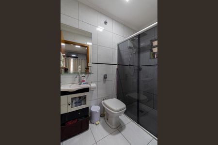 Casa à venda com 141m², 2 quartos e 2 vagasBanheiro Suíte 