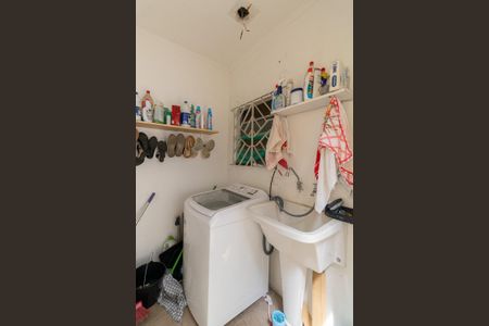 Casa à venda com 141m², 2 quartos e 2 vagasÁrea de Serviço