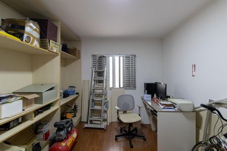 Casa à venda com 141m², 2 quartos e 2 vagasQuartoQuarto