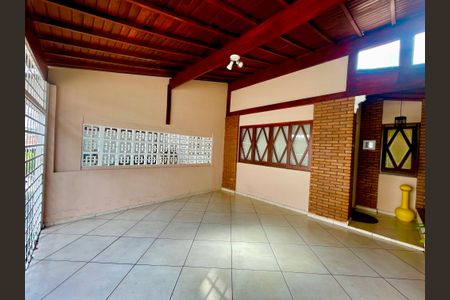 Casa à venda com 118m², 2 quartos e 2 vagasGaragem