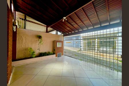 Casa à venda com 118m², 2 quartos e 2 vagasGaragem