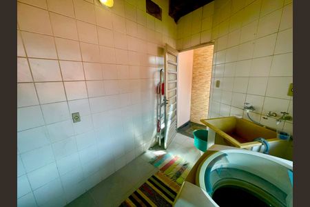 Casa à venda com 118m², 2 quartos e 2 vagasÁrea de Serviço