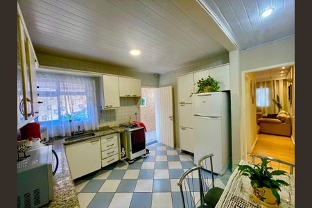 Casa à venda com 118m², 2 quartos e 2 vagasCozinha