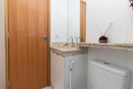 Apartamento à venda com 42m², 2 quartos e sem vagaBanheiro