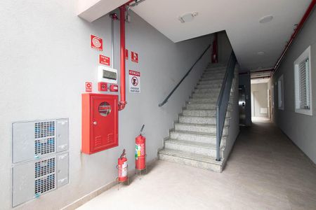 Apartamento à venda com 42m², 2 quartos e sem vagaEscada