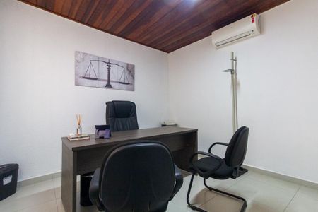 Casa à venda com 495m², 4 quartos e 2 vagasQuarto 4