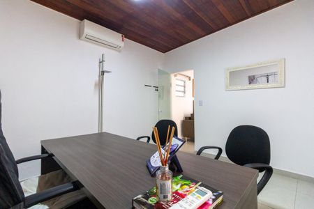 Casa à venda com 495m², 4 quartos e 2 vagasQuarto 4