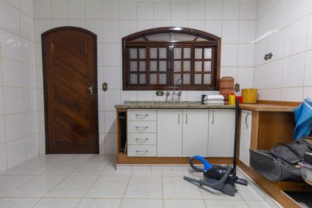 Casa à venda com 495m², 4 quartos e 2 vagasCozinha