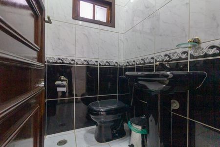 Casa à venda com 495m², 4 quartos e 2 vagasLavabo