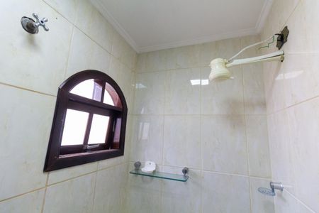 Casa à venda com 495m², 4 quartos e 2 vagasBanheiro 1