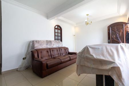 Casa à venda com 495m², 4 quartos e 2 vagasSala