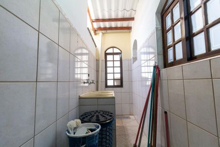 Casa à venda com 495m², 4 quartos e 2 vagasÁrea de Serviço