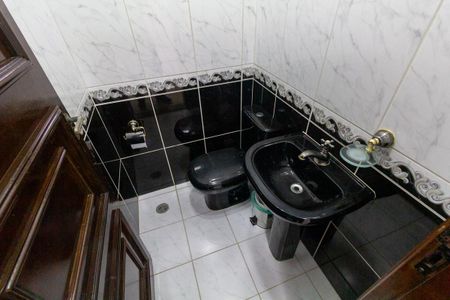 Casa à venda com 495m², 4 quartos e 2 vagasLavabo