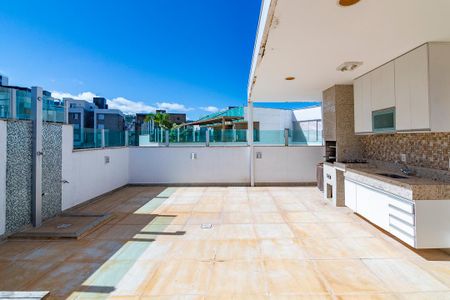 Apartamento à venda com 233m², 4 quartos e 3 vagasVaranda