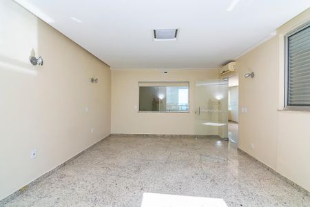 Apartamento à venda com 233m², 4 quartos e 3 vagasSala 3