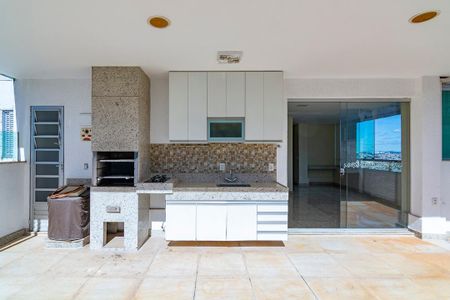 Apartamento à venda com 233m², 4 quartos e 3 vagasVaranda