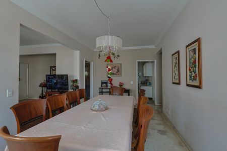 Apartamento à venda com 4 quartos, 200m² em Lourdes, Belo Horizonte