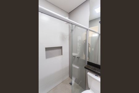 Banheiro Social de kitnet/studio para alugar com 1 quarto, 20m² em Santo Andre, Belo Horizonte