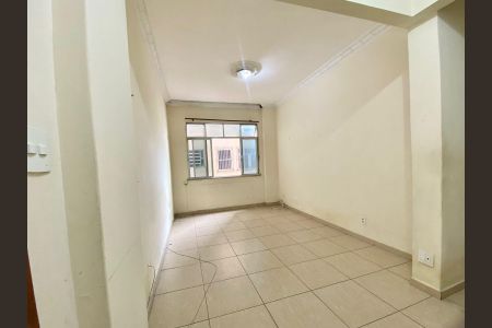 Casa para alugar com 86m², 3 quartos e sem vaga Casa para alugar com 86m², 3 quartos e sem vagaSala