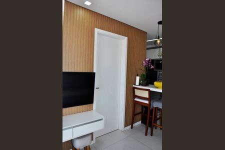 Apartamento para alugar com 34m², 2 quartos e 1 vagaDetalhe - Sala