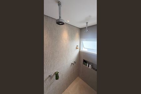 Casa de condomínio para alugar com 278m², 3 quartos e 4 vagasBanheiro da Suíte master