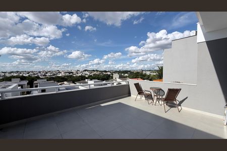 Casa de condomínio para alugar com 278m², 3 quartos e 4 vagasVaranda Suíte master