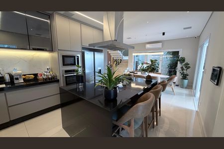 Casa de condomínio para alugar com 278m², 3 quartos e 4 vagasCozinha