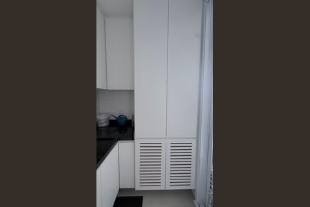 Casa de condomínio para alugar com 278m², 3 quartos e 4 vagasLavanderia