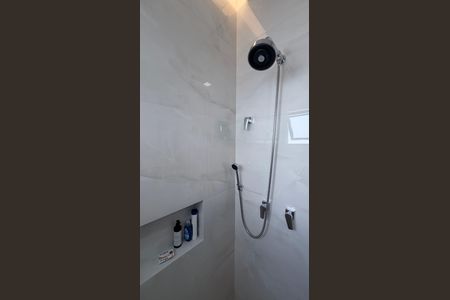 Casa de condomínio para alugar com 278m², 3 quartos e 4 vagasBanheiro da Suíte 1