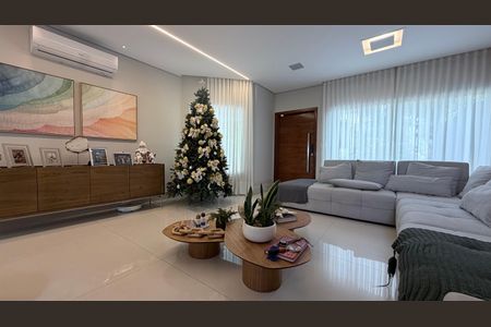 Casa de condomínio para alugar com 278m², 3 quartos e 4 vagasSala