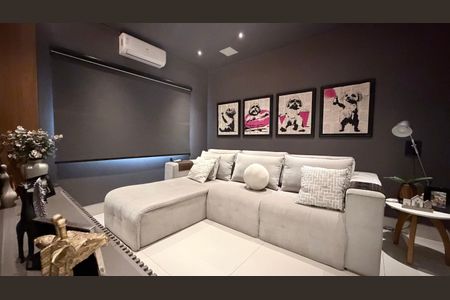 Casa de condomínio para alugar com 278m², 3 quartos e 4 vagasSala de TV