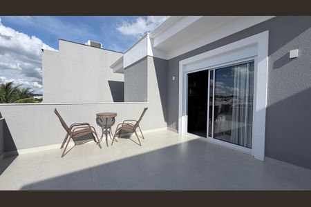 Casa de condomínio para alugar com 278m², 3 quartos e 4 vagasVaranda Suíte master