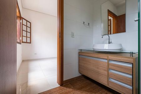 Casa para alugar com 204m², 3 quartos e 2 vagasSuíte 1 - Banheiro