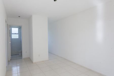 sala de apartamento para alugar com 2 quartos, 42m² em Jardim Industrial, Contagem