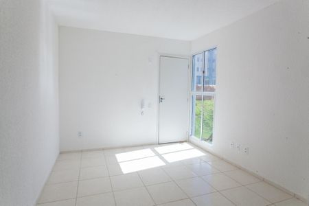 sala de apartamento para alugar com 2 quartos, 42m² em Jardim Industrial, Contagem