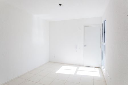 sala de apartamento para alugar com 2 quartos, 42m² em Jardim Industrial, Contagem