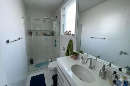 Casa para alugar com 300m², 3 quartos e 2 vagasBanheiro