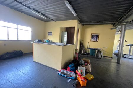 Casa para alugar com 300m², 3 quartos e 2 vagasTerraço