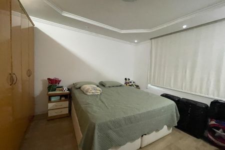 Casa para alugar com 300m², 3 quartos e 2 vagasQuarto