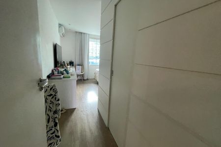 Casa para alugar com 300m², 3 quartos e 2 vagasQuarto