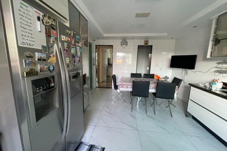 Casa para alugar com 300m², 3 quartos e 2 vagasCozinha