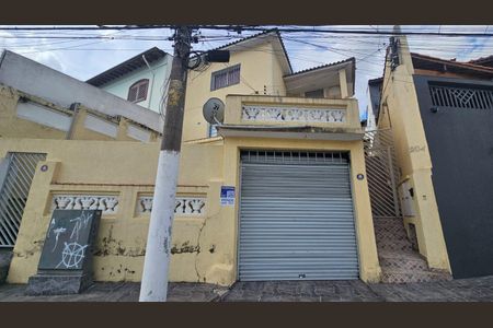 Casa para alugar com 270m², 2 quartos e sem vagaFachada