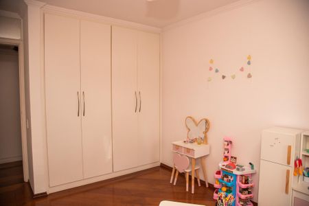 Apartamento à venda com 156m², 3 quartos e 2 vagasQuarto 3